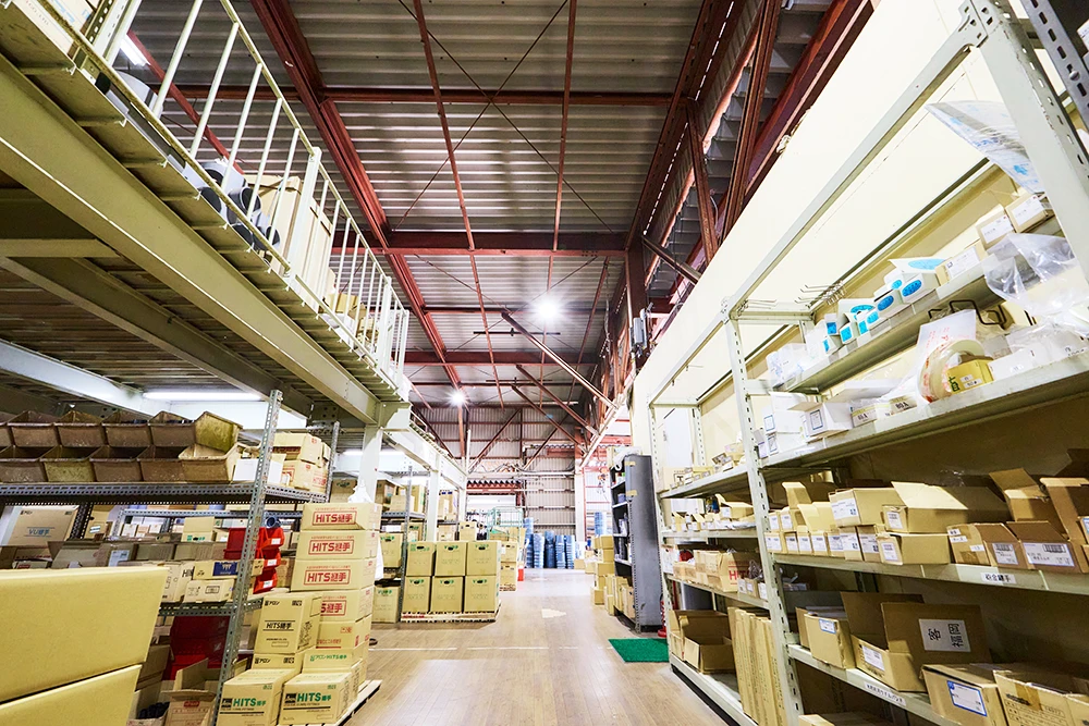 タインズの倉庫