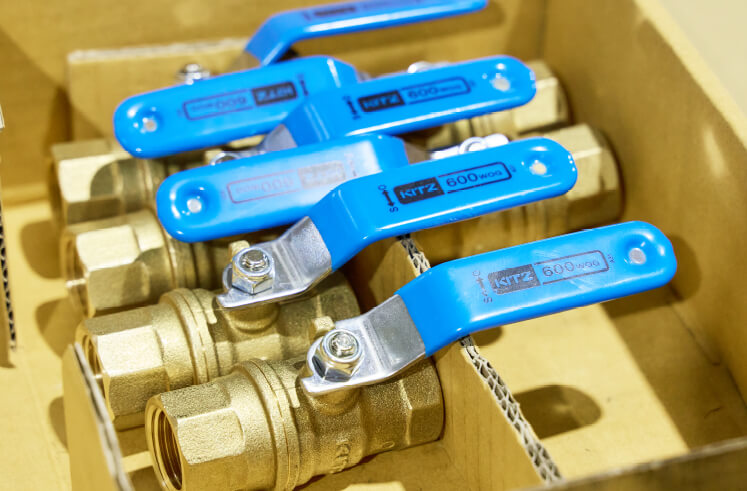 久留米のタインズは基本在庫4,000点以上